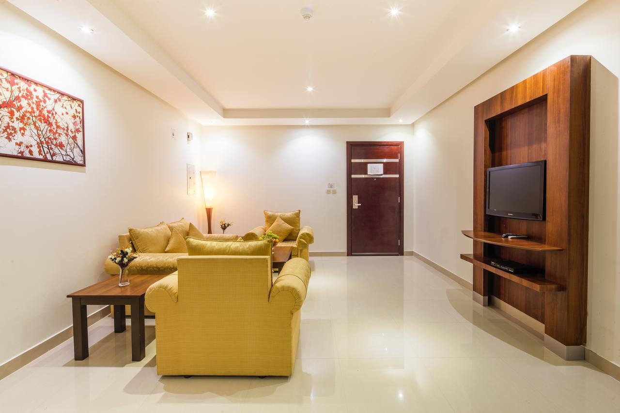 Burj Alhayah Hotel Suites Alfalah Эр-Рияд Экстерьер фото